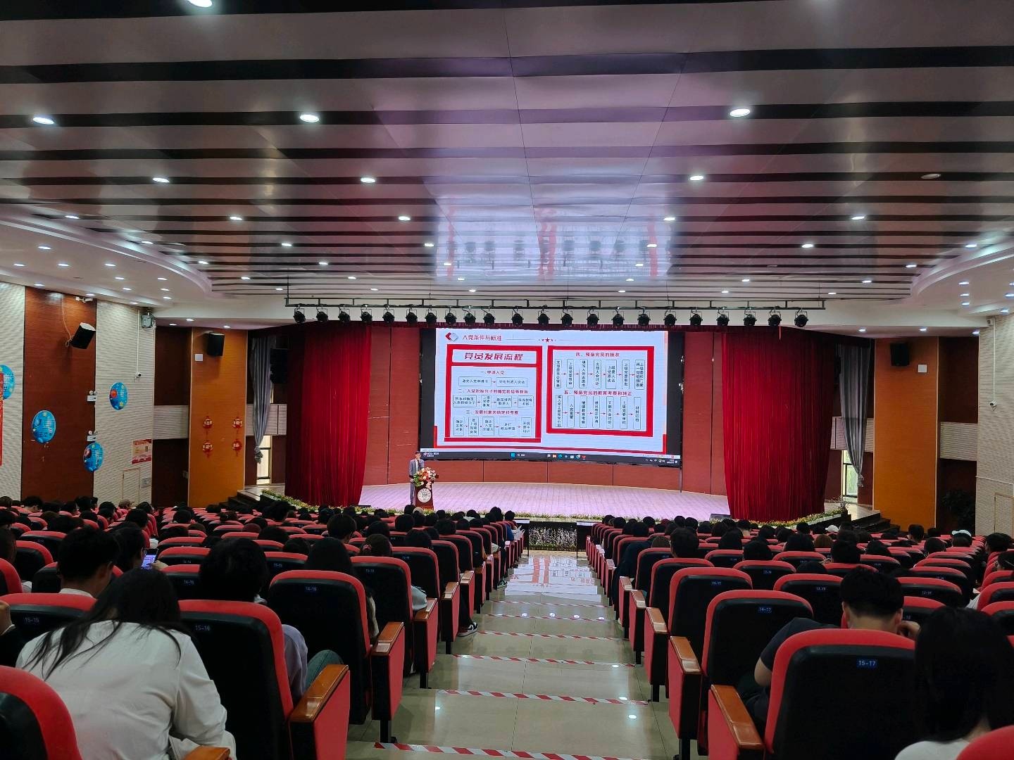 1761907532959095512.jpg 5e0274085a9999af3a7f7dac4a5b253.jpg